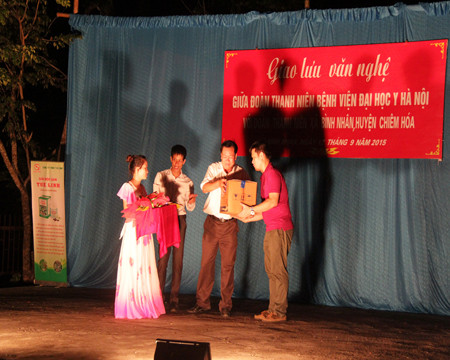 “Chung tay vì sức khỏe cộng đồng” – Về với Chiêm Hóa – Tuyên Quang 11 “Chung tay vì sức khỏe cộng đồng” – Về với Chiêm Hóa – Tuyên Quang 11