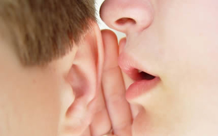 1- &ldquo;C&oacute; bệnh th&igrave; v&aacute;i tứ Phương&rdquo; v&agrave; &ldquo;c&ocirc;ng nghệ truyền tai&rdquo;&nbsp; 1