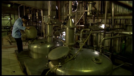 * Giải độc gan Tuệ Linh được sản xuất trên dây chuyền hiện đại giữ trọn vẹn hoạt chất trong Cà gai leo 1 * Giải độc gan Tuệ Linh được sản xuất trên dây chuyền hiện đại giữ trọn vẹn hoạt chất trong Cà gai leo 1