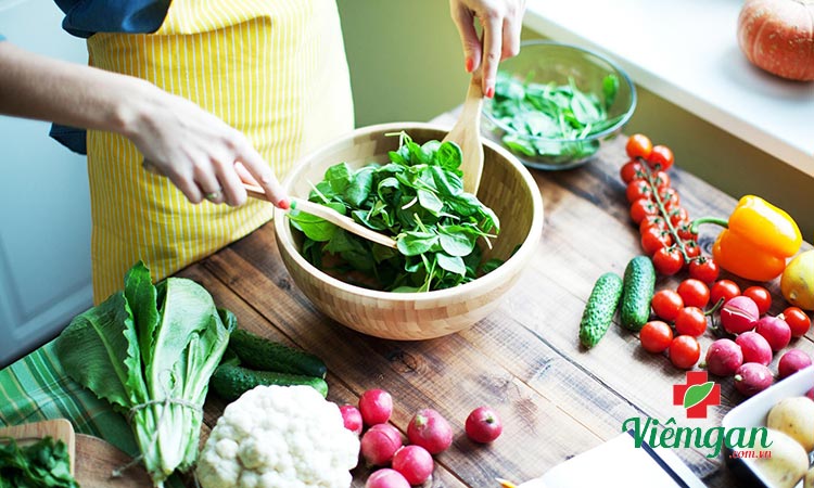 Ăn nhiều rau xanh và hoa quả 1