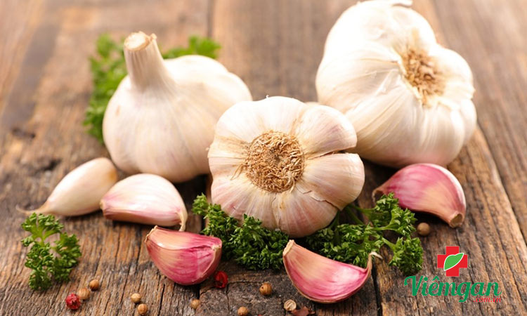 8. Giải độc gan bằng tỏi 1